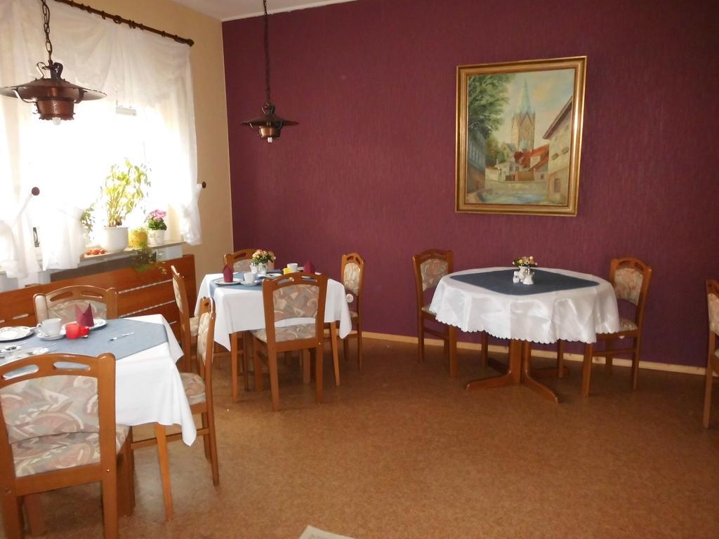 Hotel Garni Am Heuberg Eschwege Bagian luar foto